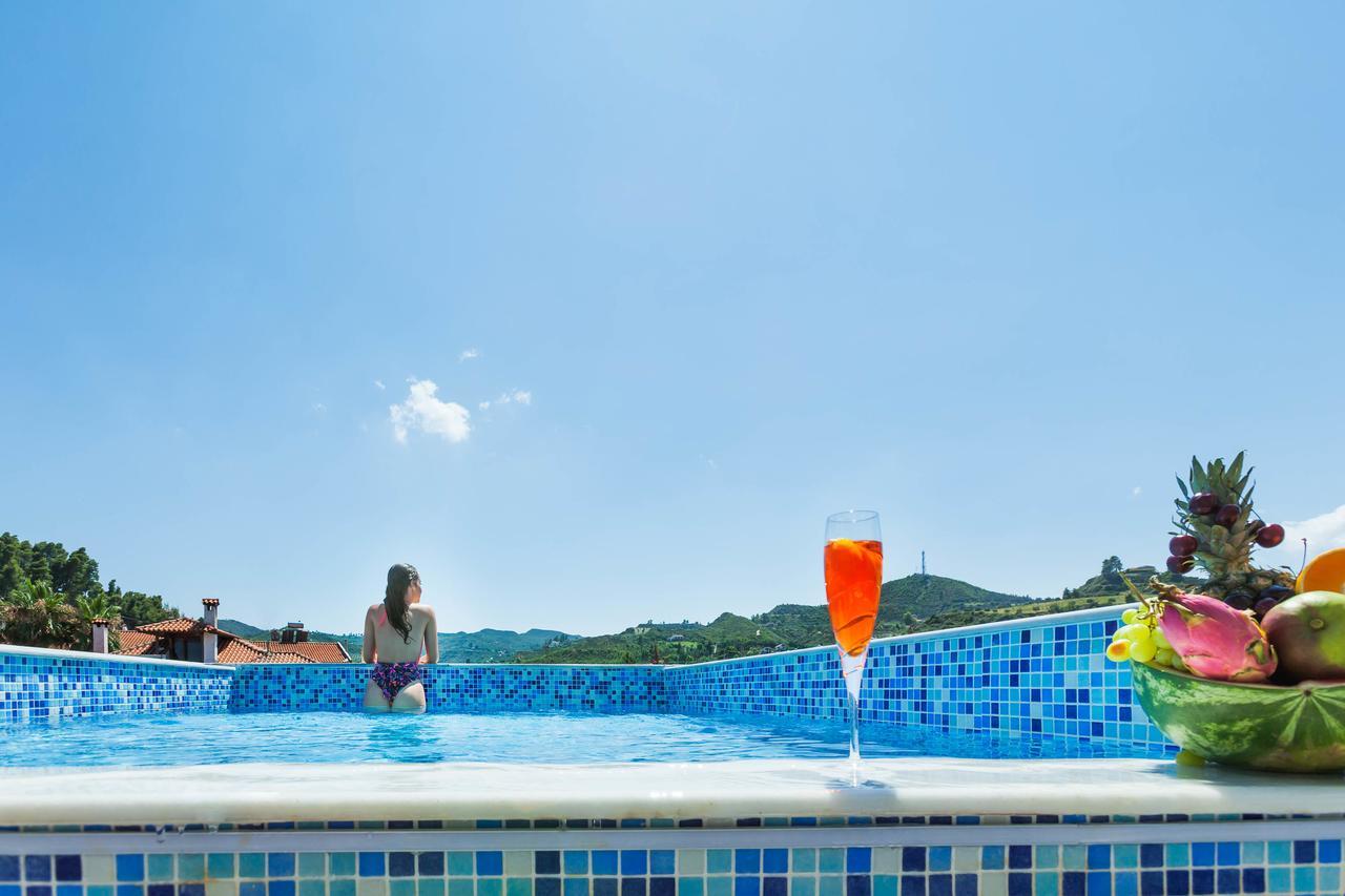 Nymphes Deluxe Accommodation Pefkochori Ngoại thất bức ảnh